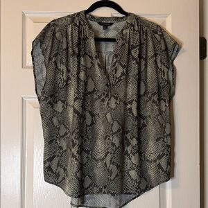 Banana Republic Gray Snake Print Blouse